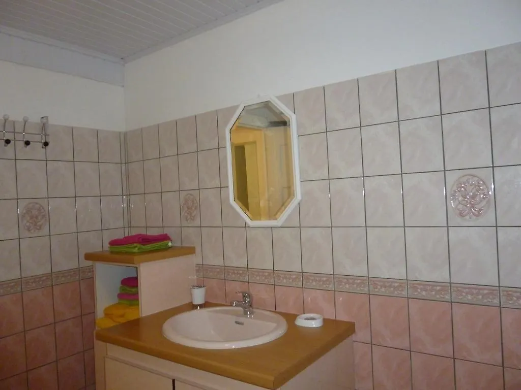 Appartements Allee Des Ixoras Saint-Esprit 0*,  Martinik