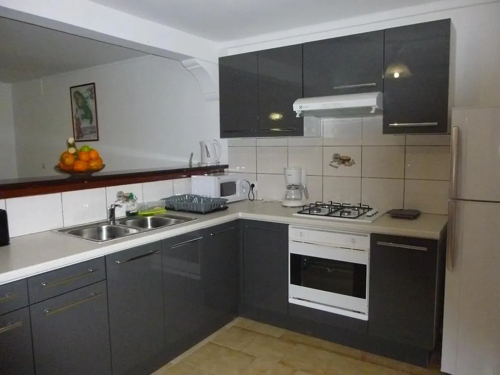 Apartament Appartements Allee Des Ixoras Saint-Esprit
